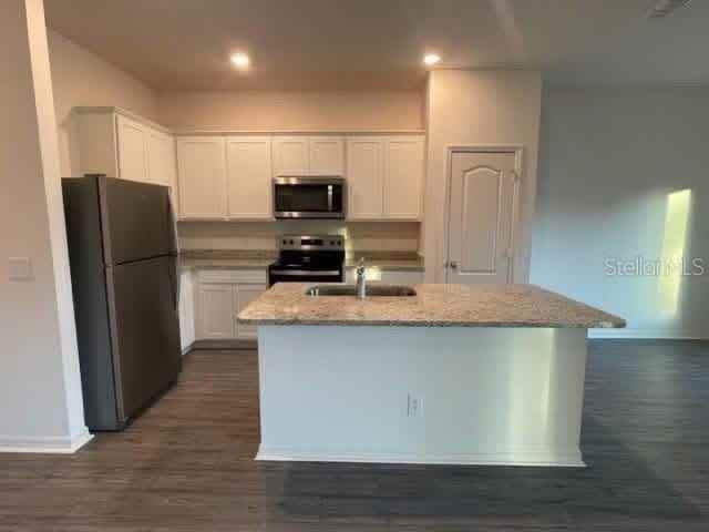 308 Bass Ct - Photo 3 of 21