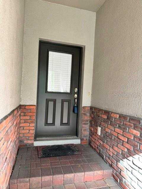 1506 Hillview Ln - Photo 4 of 36