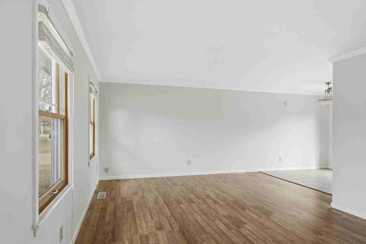 1903 Sumac Dr #1 - Photo 4 of 34