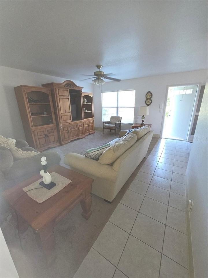 101 Cambridge Trl #205 - Photo 3 of 42