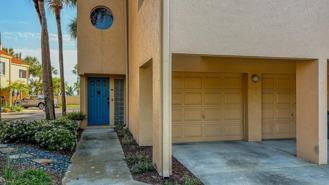 1635 Royal Palm Dr S #A - Photo 1 of 1