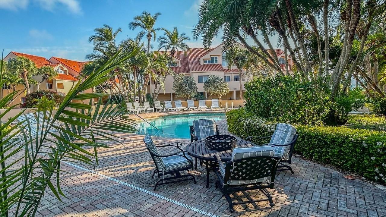 1635 Royal Palm Dr S #A - Photo 6 of 50