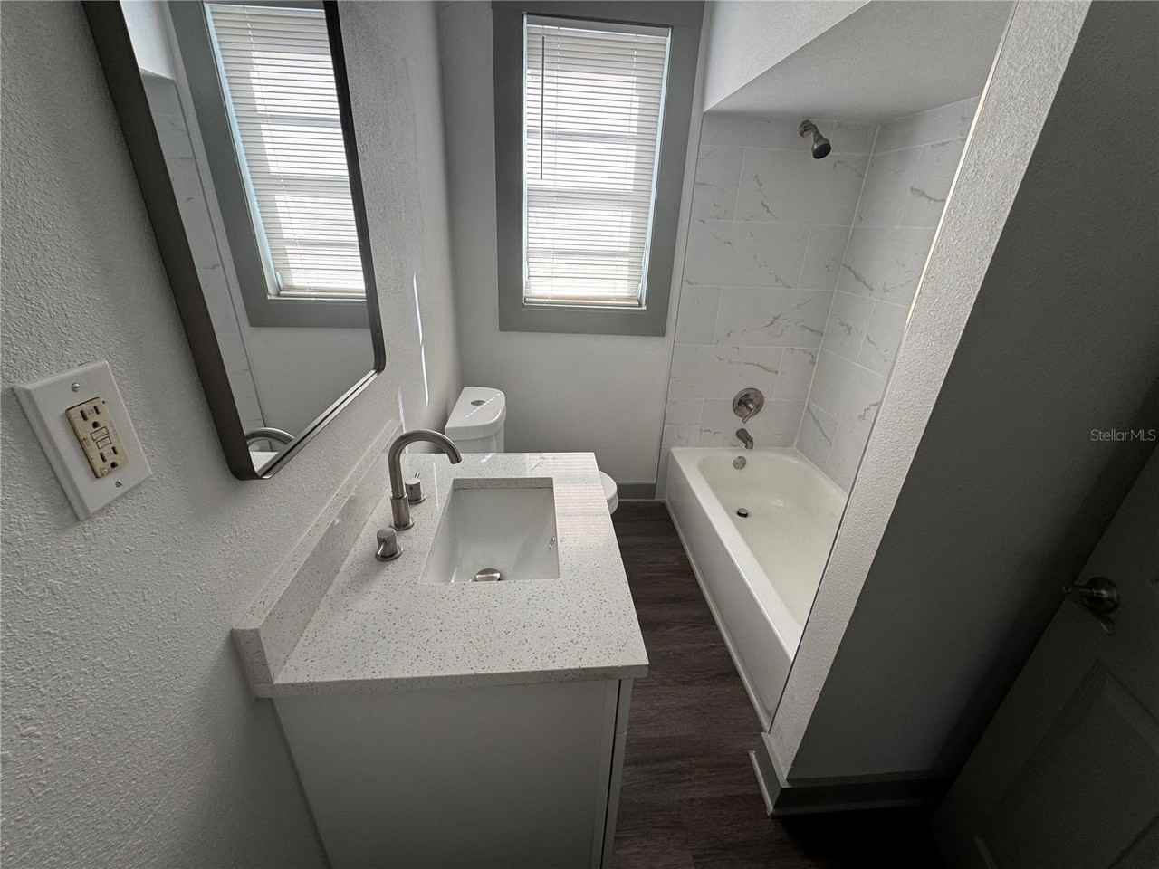 2307 W La Salle St - Photo 6 of 11