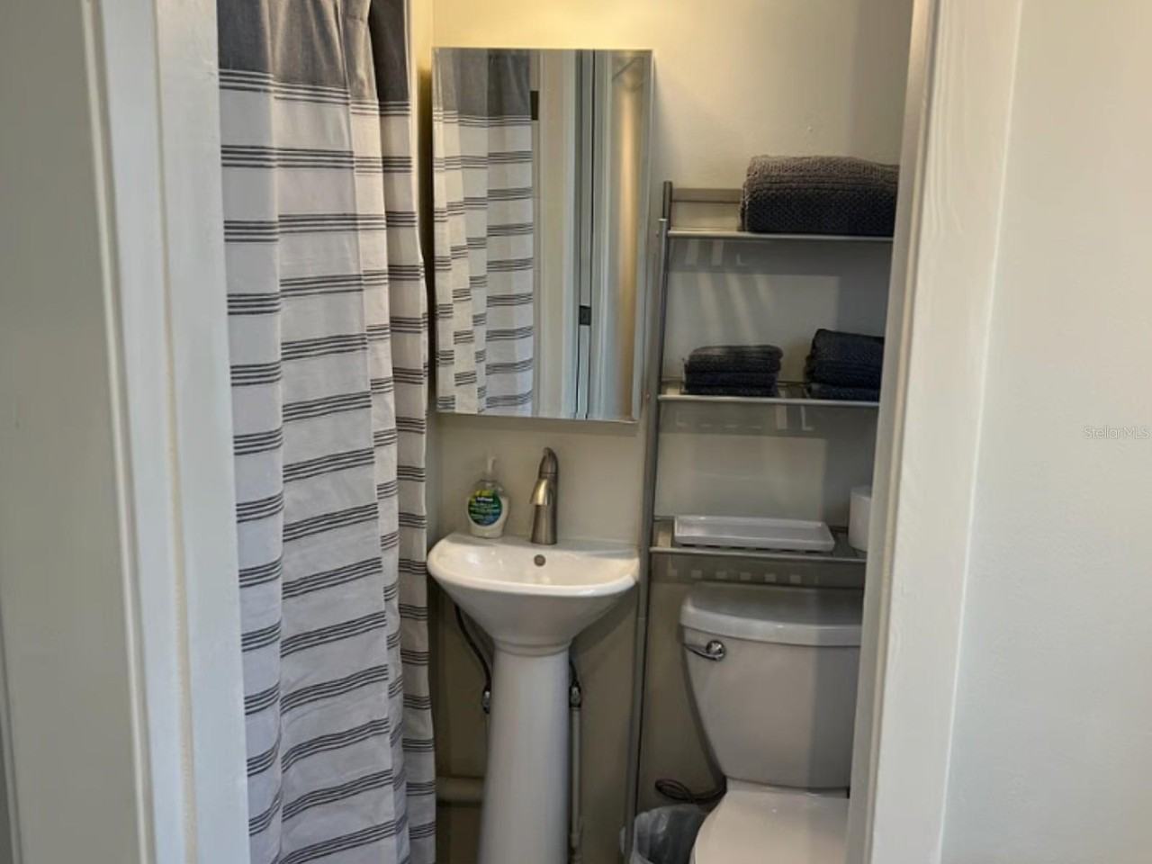 509 29th Ave S #A - Photo 7 of 12