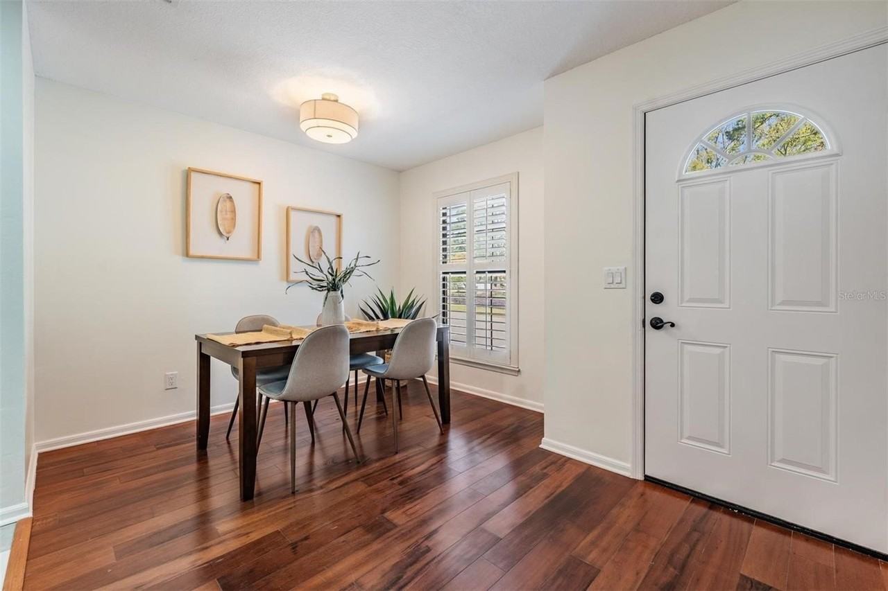 14818 Winding Creek Ct - Photo 7 of 25