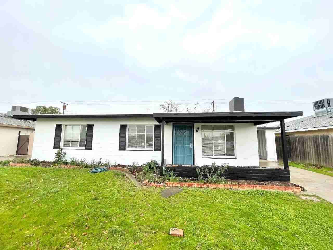 5119 58th St - Photo 2 of 14