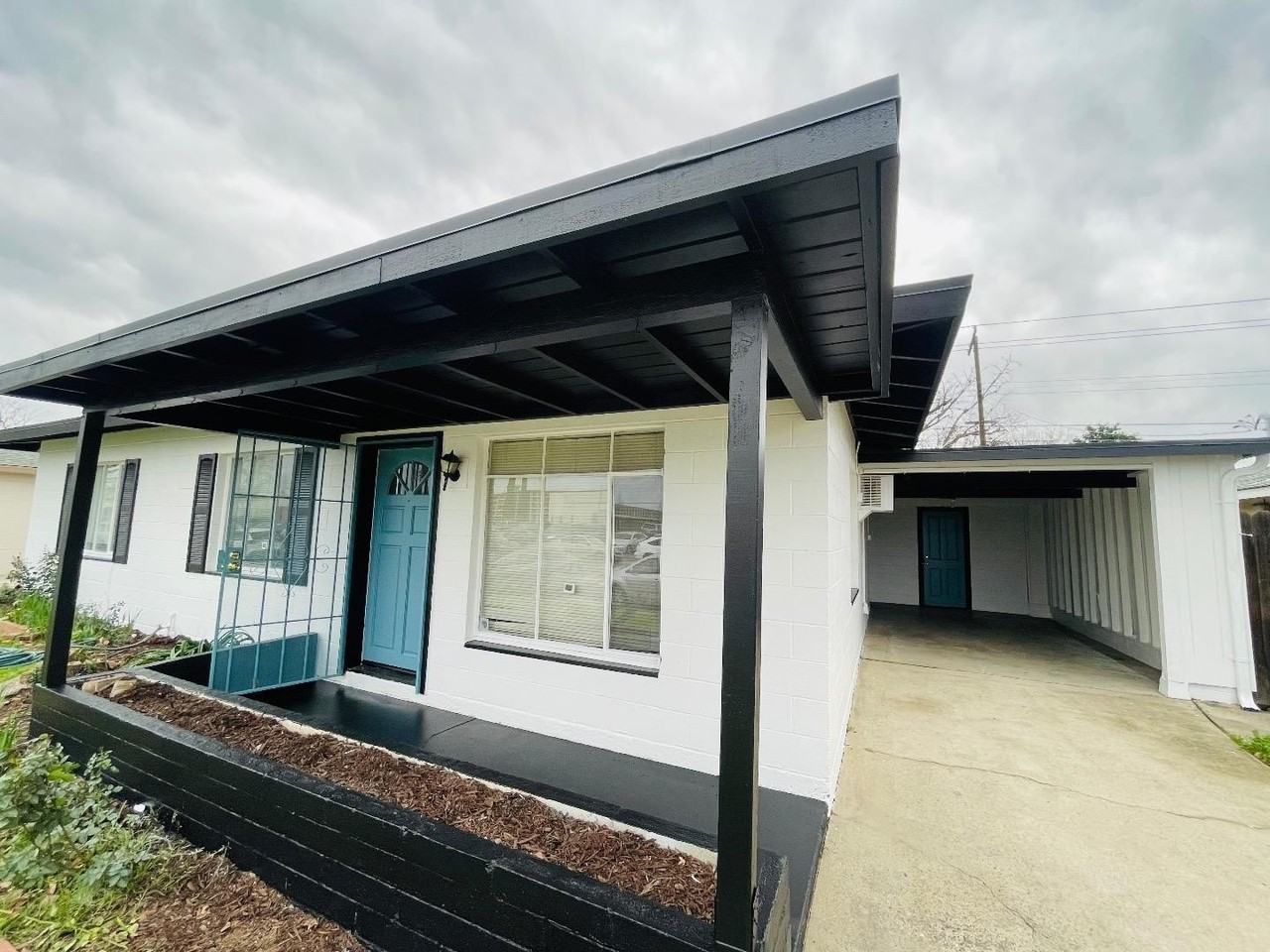 5119 58th St - Photo 4 of 14