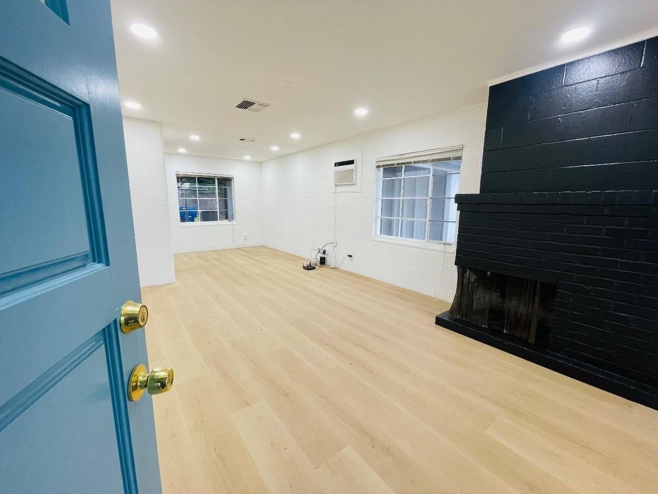 5119 58th St - Photo 5 of 14