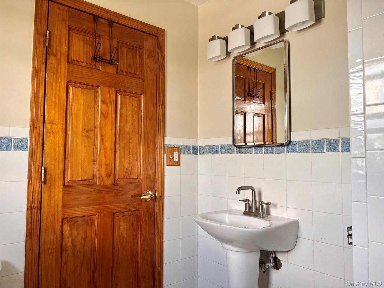 2 Oak St Unit 2 - Photo 7 of 19