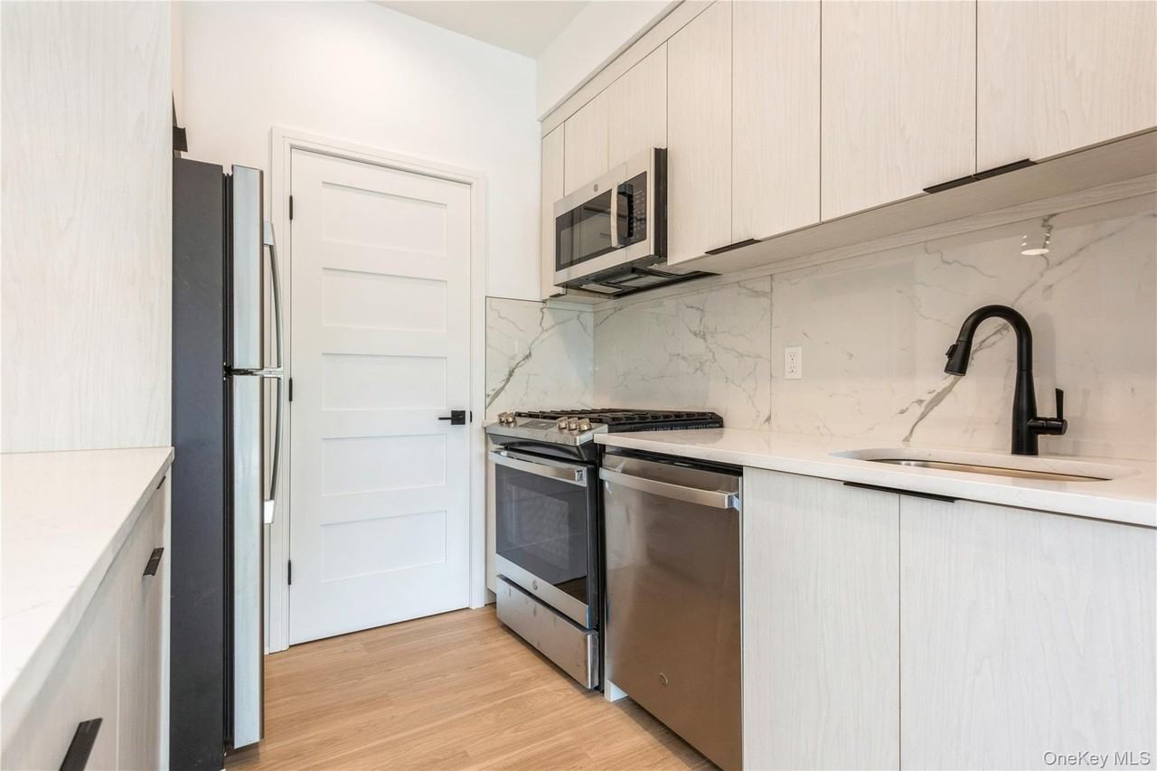 418 Atlantic Ave Unit 206 - Photo 6 of 18