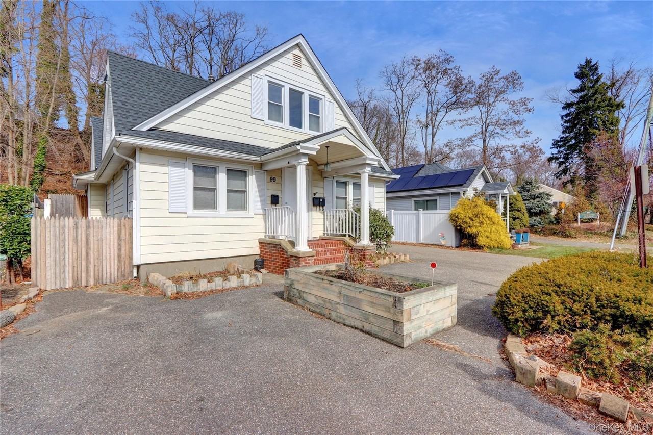 99 Wall St Apt 2 - Photo 2 of 19