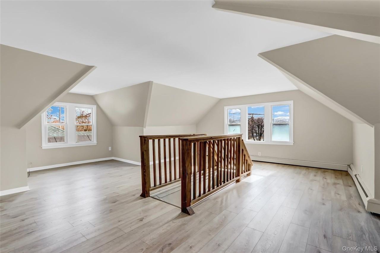 99 Wall St Apt 2 - Photo 5 of 19