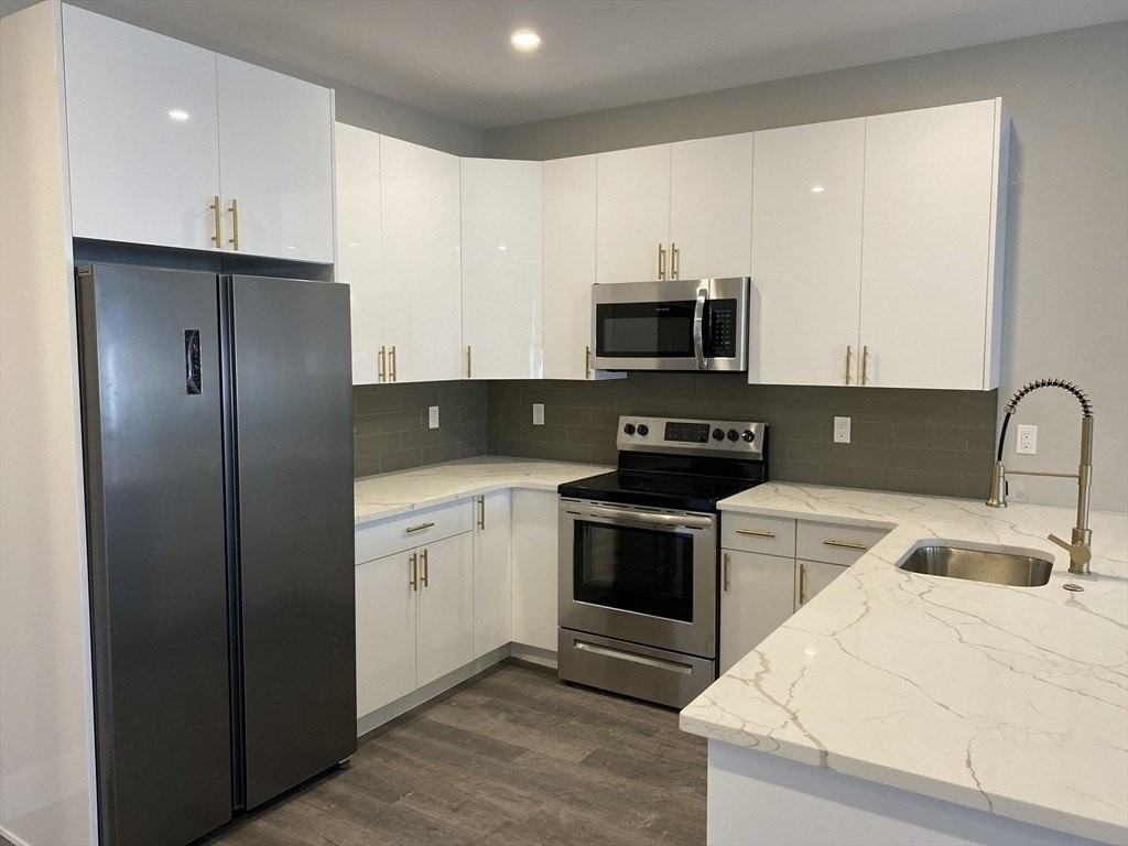 32 Norwood St Unit 7 - Photo 2 of 25