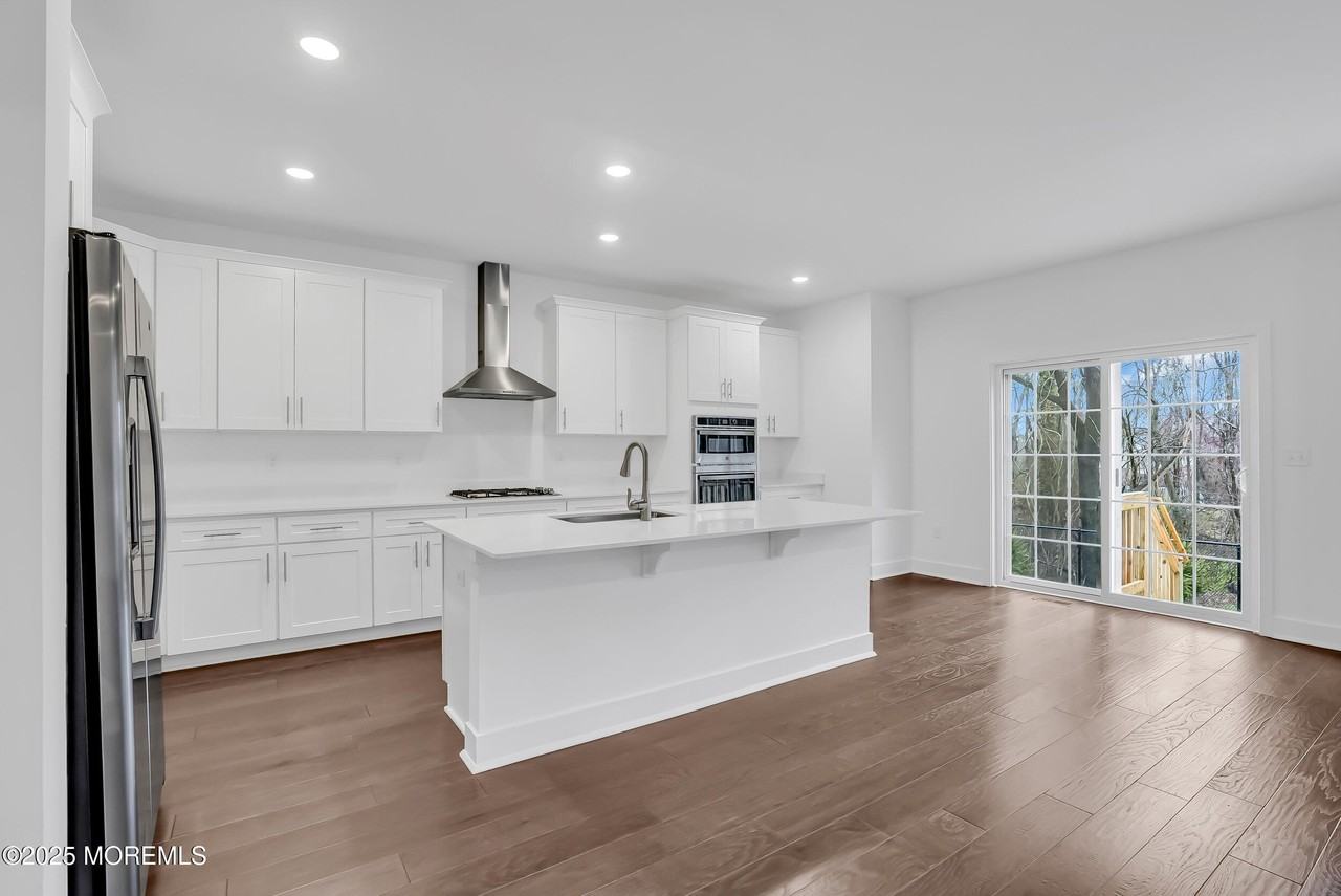 173 Woolley Ct - Photo 6 of 20