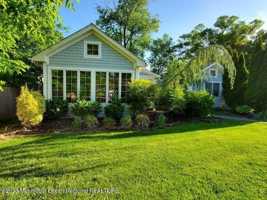 featured image of 218 Bridge Ave