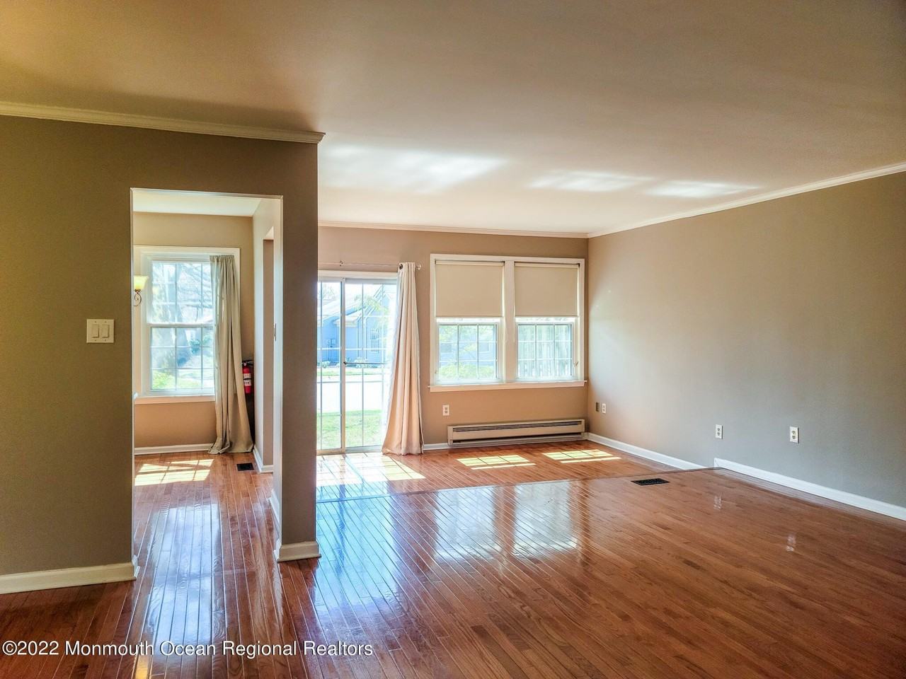 2D Aaron Burr Ct - Photo 2 of 23