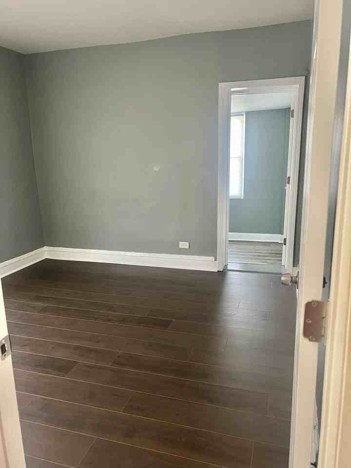 47 S 20th Ave - Photo 6 of 7