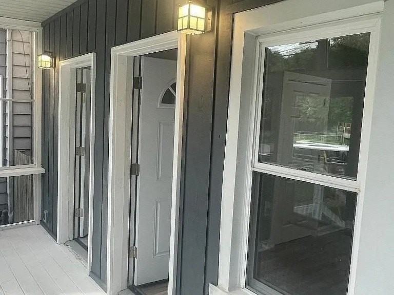 3021 E 138th Pl Unit 2 - Photo 2 of 13