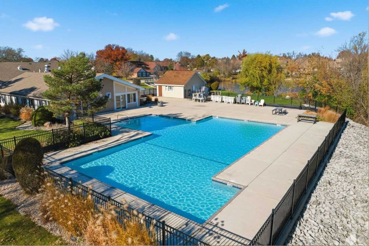 15700 86th Ave Unit 104 - Photo 2 of 35