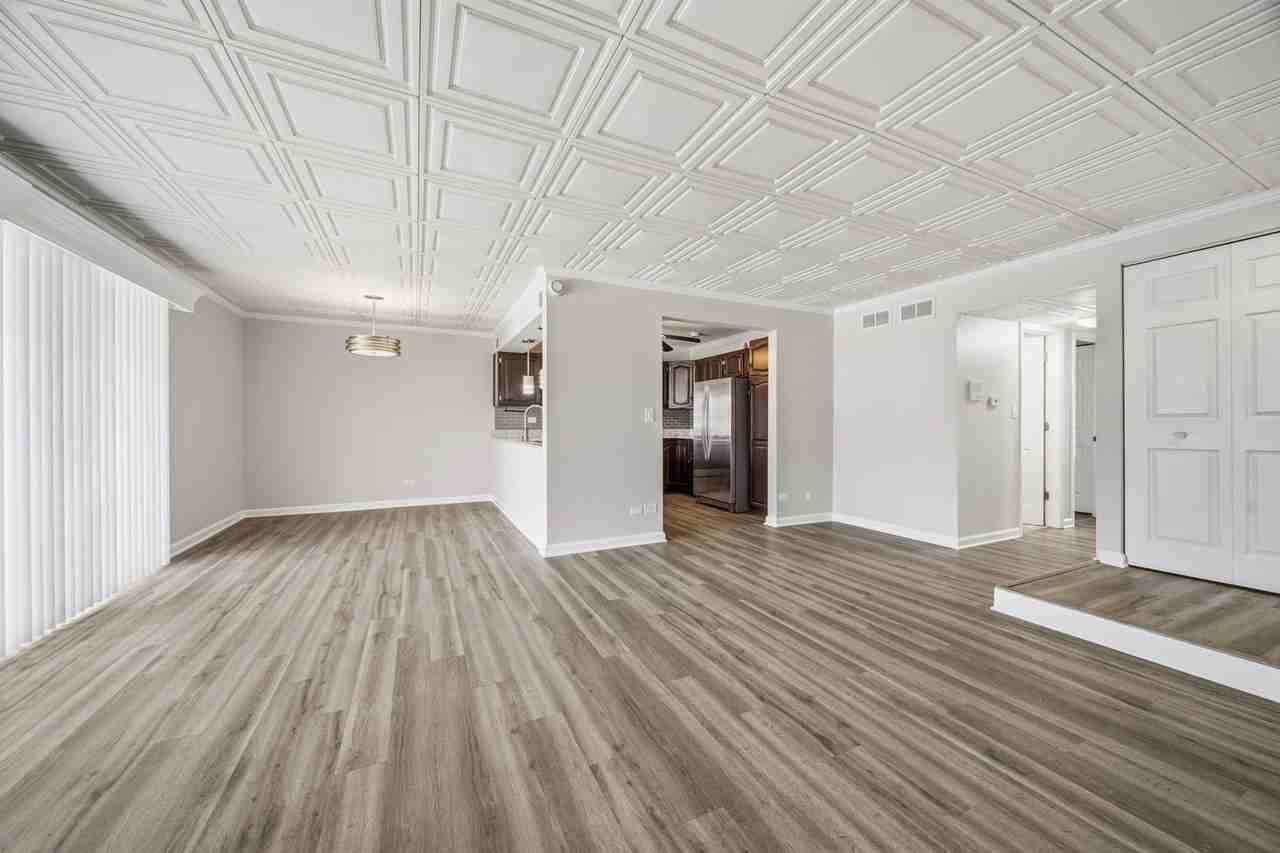 15700 86th Ave Unit 104 - Photo 5 of 35