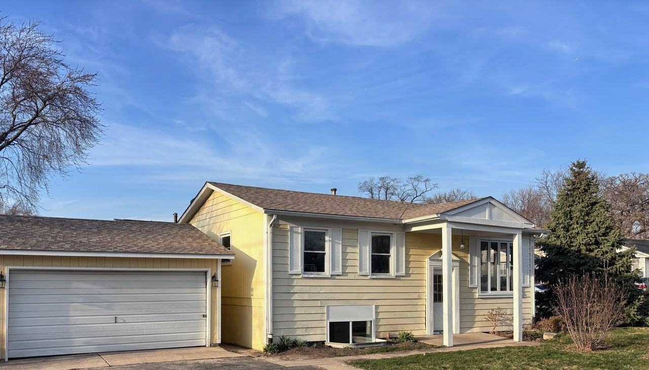 224 Heather Ter - Photo 2 of 20