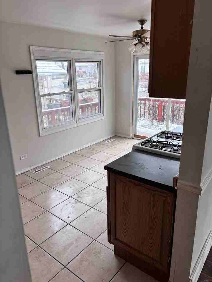 224 Heather Ter - Photo 5 of 20