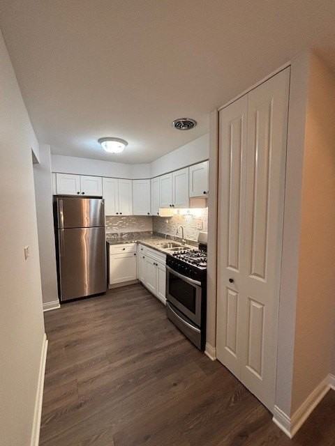 5348 N Cumberland Ave Apt 214 - Photo 2 of 12