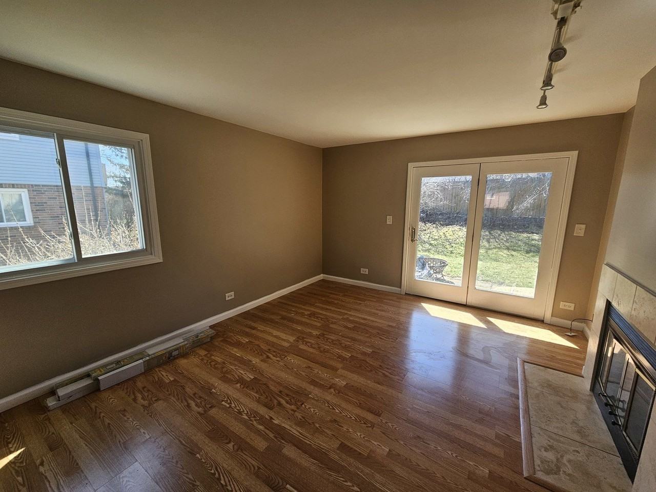 687 Rosner Dr Unit 687 - Photo 4 of 19