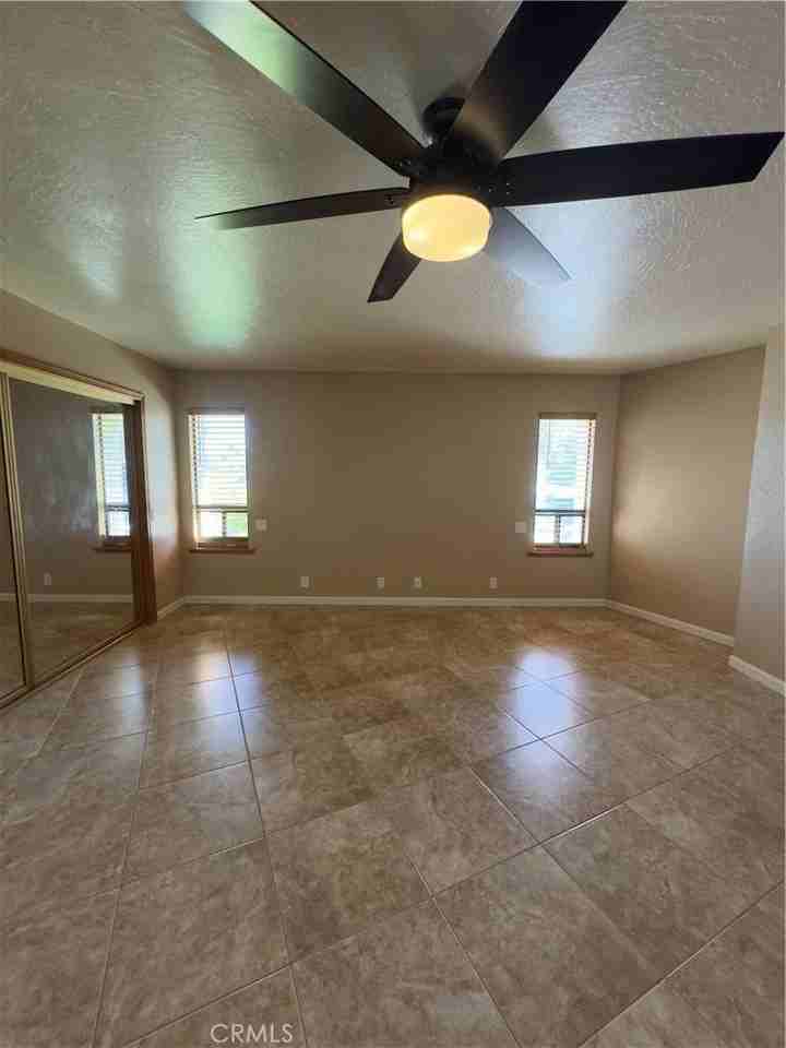 12930 Golf Course Dr - Photo 7 of 39