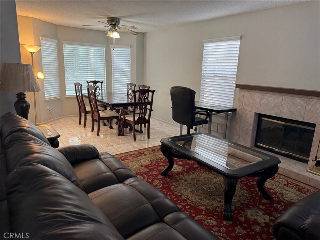 26391 Snowden Ave - Photo 7 of 15