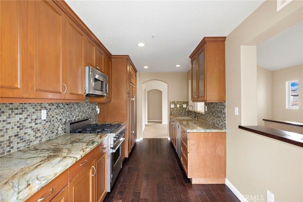 3 Tivoli Ct - Photo 5 of 30