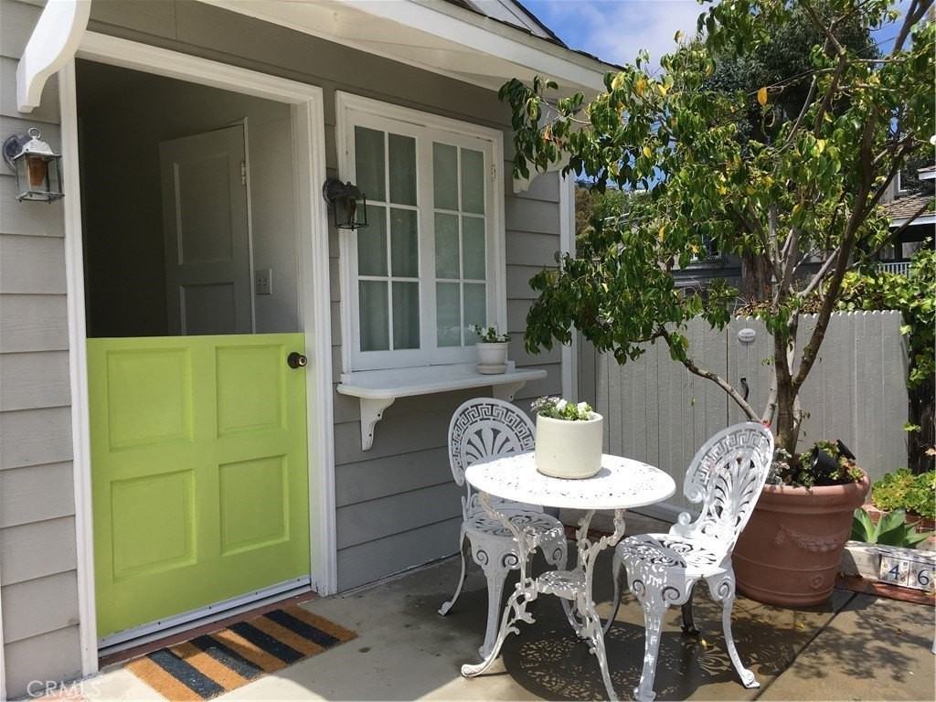 460 Saint Anns Dr - Photo 7 of 19