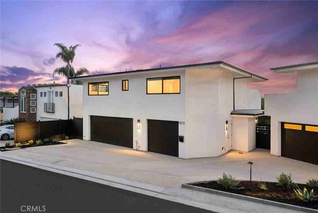 403 Serra Dr - Photo 2 of 39