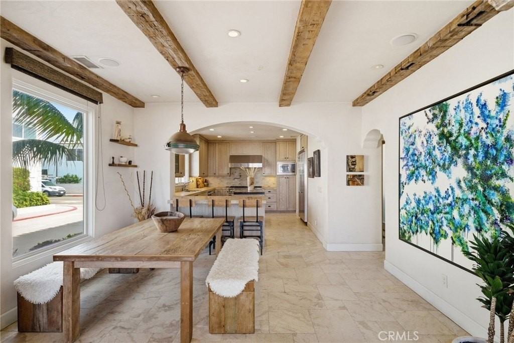 3715 Seashore Dr - Photo 4 of 42