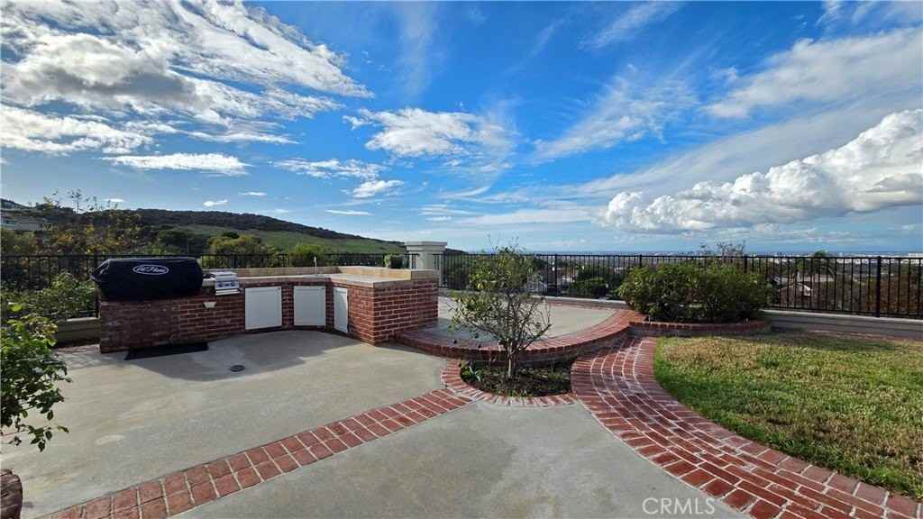 8 Miranda - Photo 2 of 32