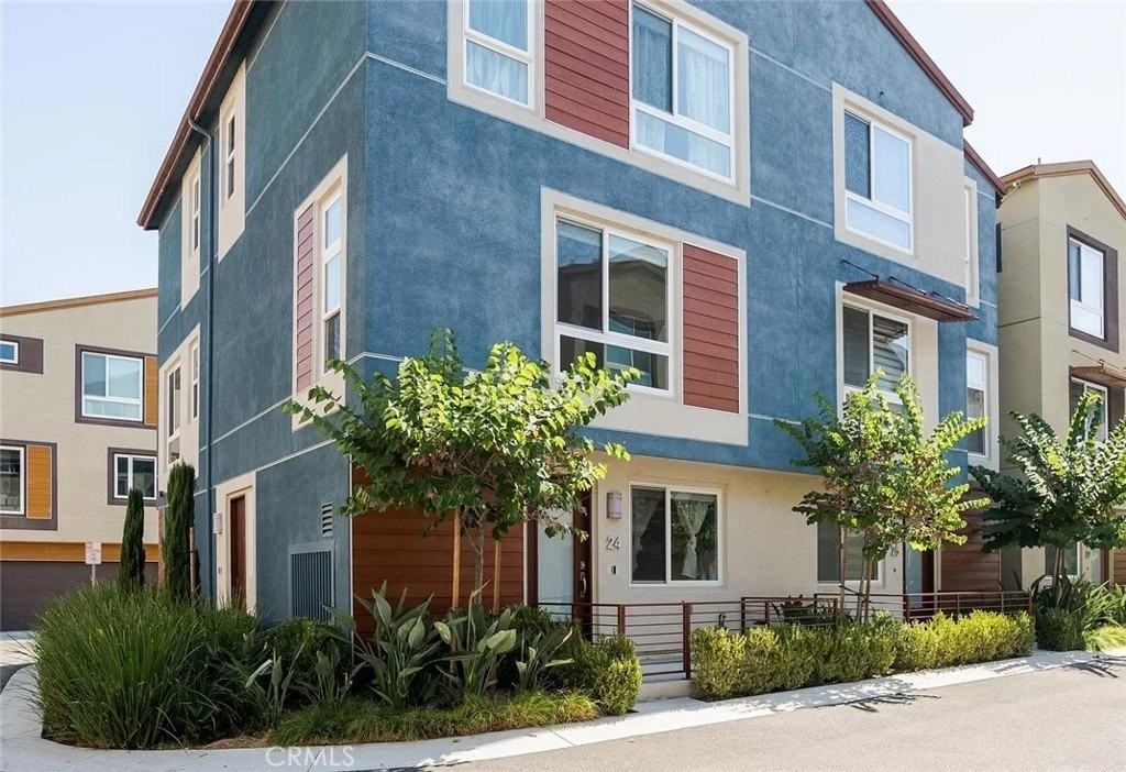 2581 Arvia St #24 - Photo 2 of 33