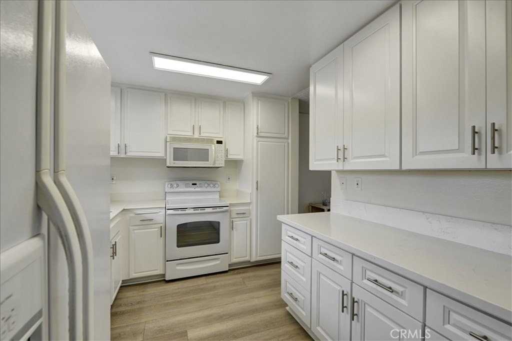 3338 Punta Alta #3C - Photo 5 of 35