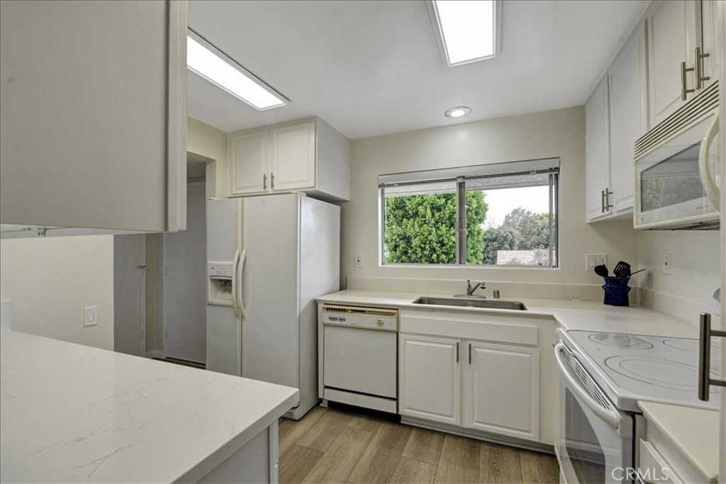 3338 Punta Alta #3C - Photo 6 of 35