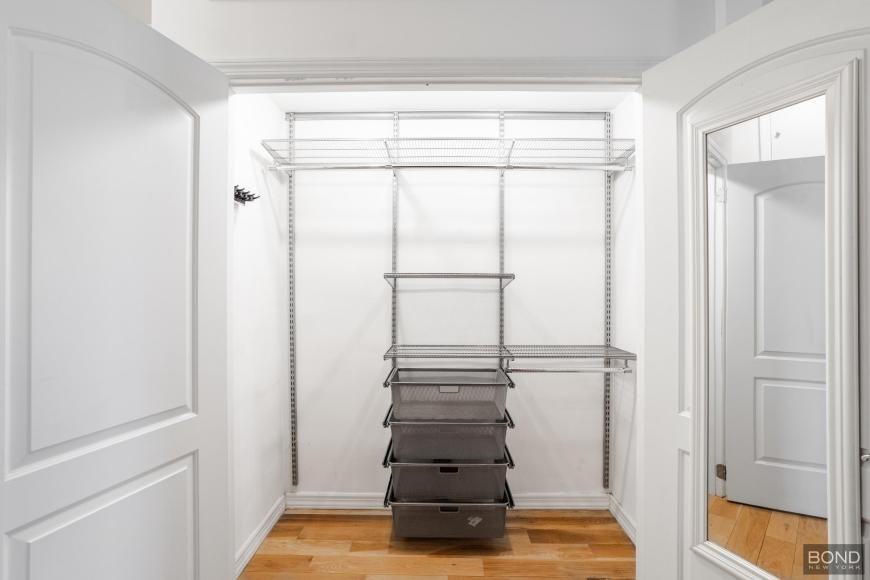 415 E 82nd St - Photo 5 of 6