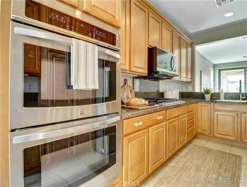 80546 Avenida Camarillo - Photo 3 of 50