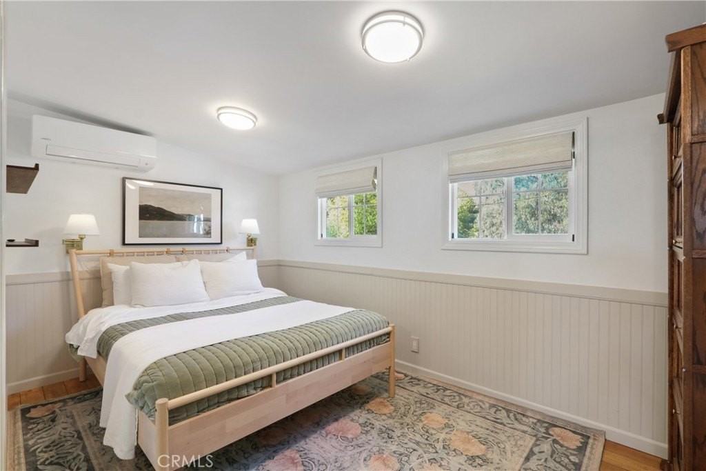 725 N Bandini St - Photo 7 of 15