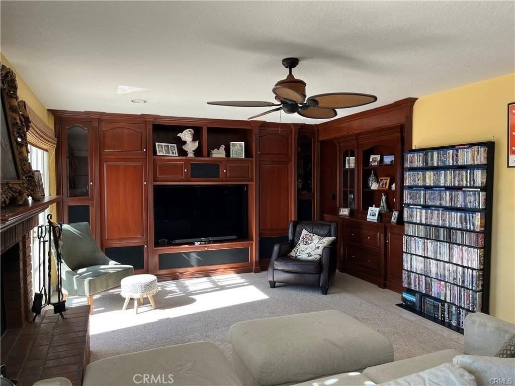 24574 Indian Hill Ln - Photo 7 of 14