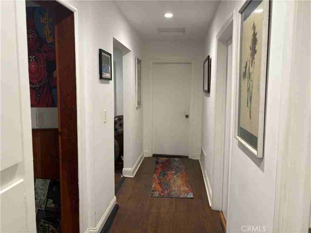 12917 Gladstone Ave - Photo 7 of 17