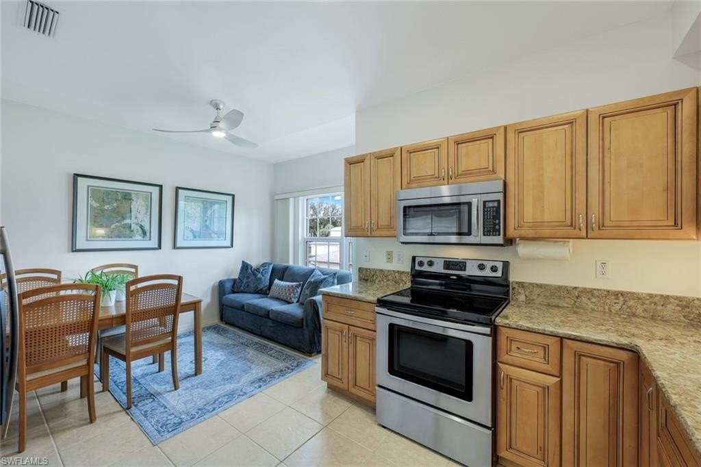 437 Wiggins Lake Ct Apt 201 - Photo 5 of 23