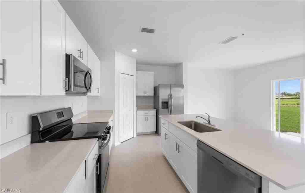 4106 Lattuca Ln - Photo 4 of 11