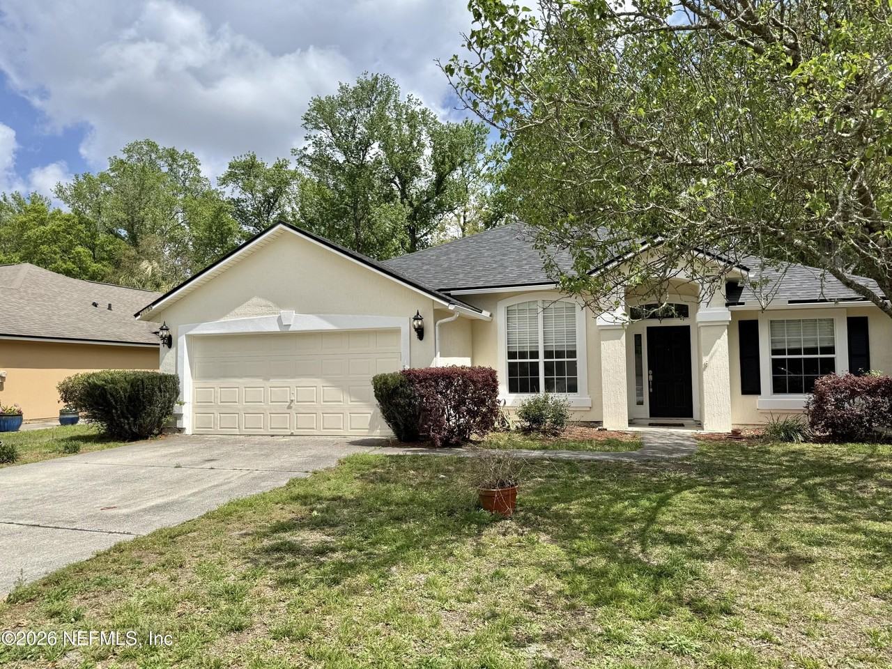 12255 Lake Fern Dr E - Photo 2 of 18