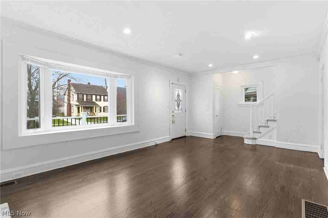 3577 Cedarbrook Rd - Photo 7 of 50