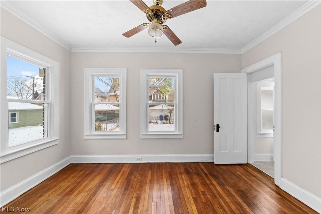 867 East Blvd - Photo 7 of 41