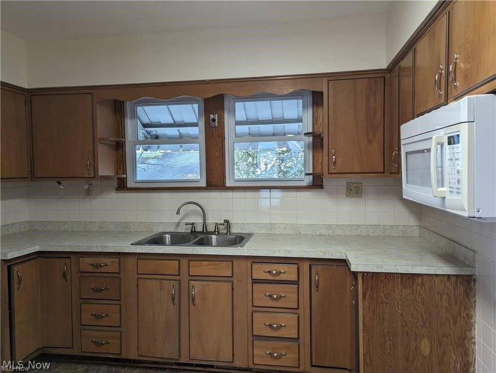 16117 E High St - Photo 7 of 14