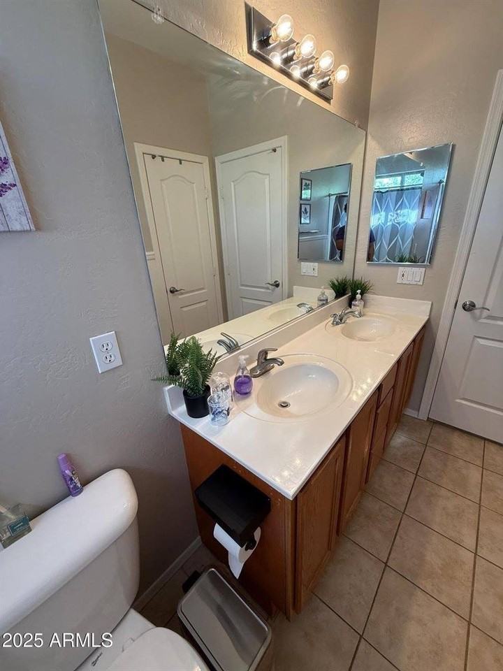 1459 E Megan Dr - Photo 7 of 24